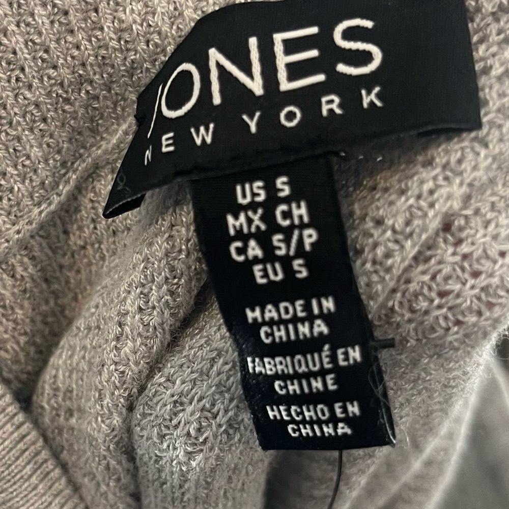 Jones New York Mock Turtleneck Sweater - Picture 6 of 7